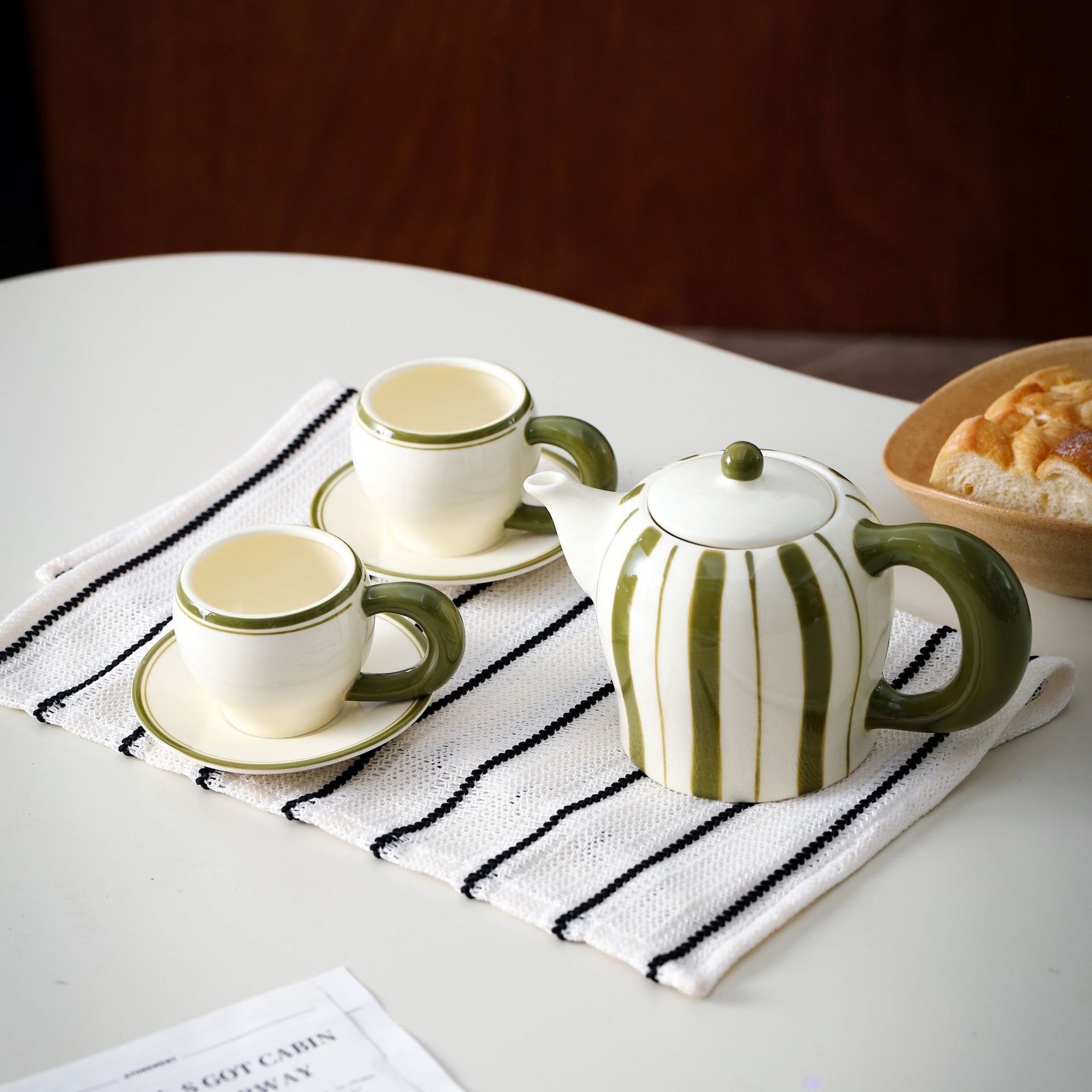 Juego de Tazas y Platillos de  - Coffee Tea Home reseña y precio
